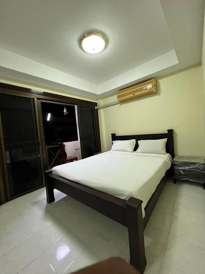 Appartement Hideaway House Patong Extérieur photo